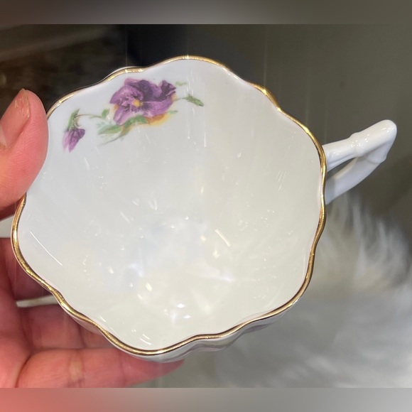 VINTAGE CLARENCE BONE CHINA TEACUP TEA CUP & SAUCER MADE IN ENGLAND 889/11 - Picture 5 of 9